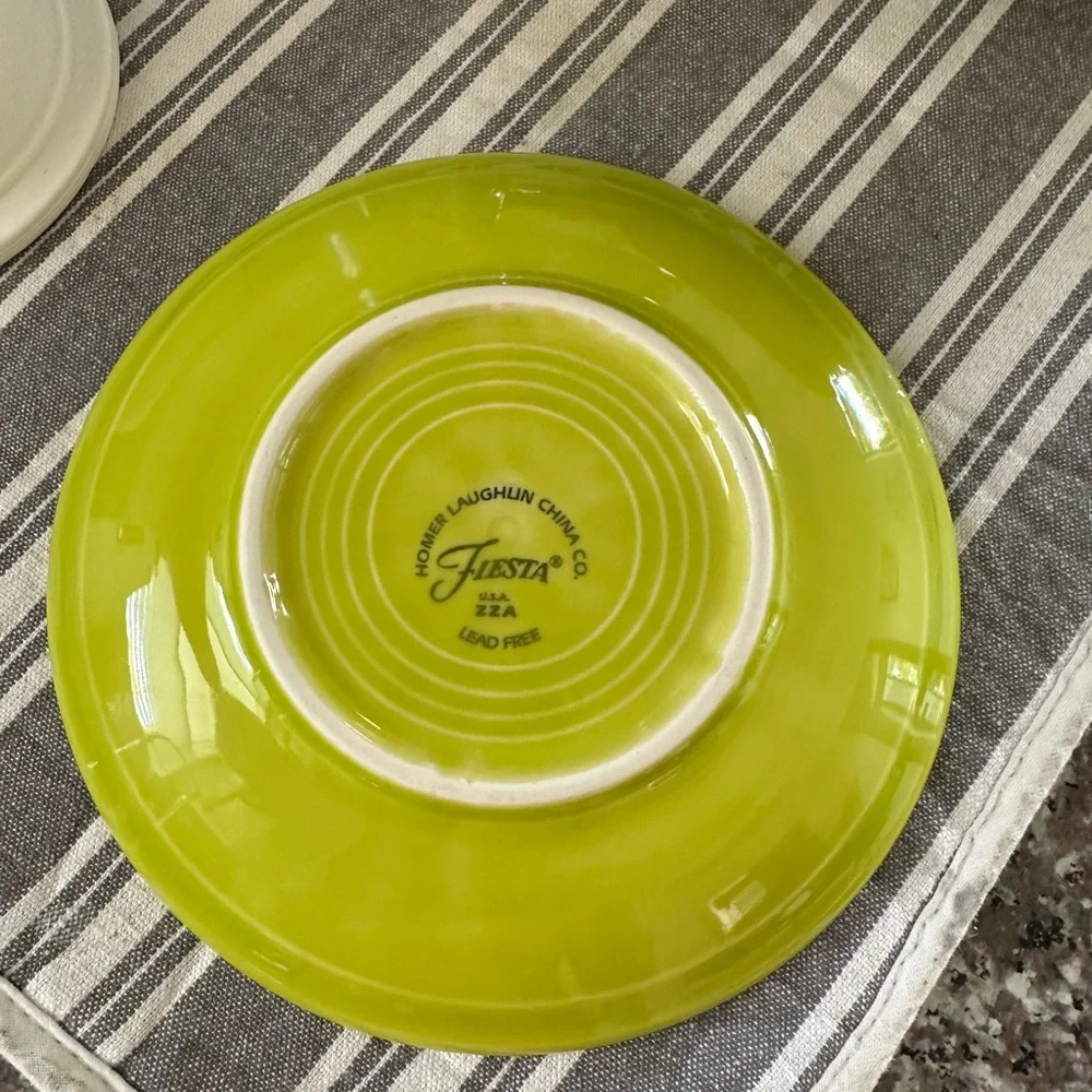 Fiesta Fiestaware Chartreuse Green Saucer, EEUC. 5‎ In Saucer Replacement